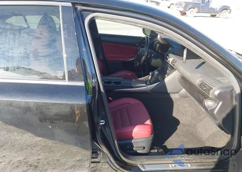 2020 Lexus Is 300 z USA, uszkodzony, nr VIN JTHG81F24L5040934